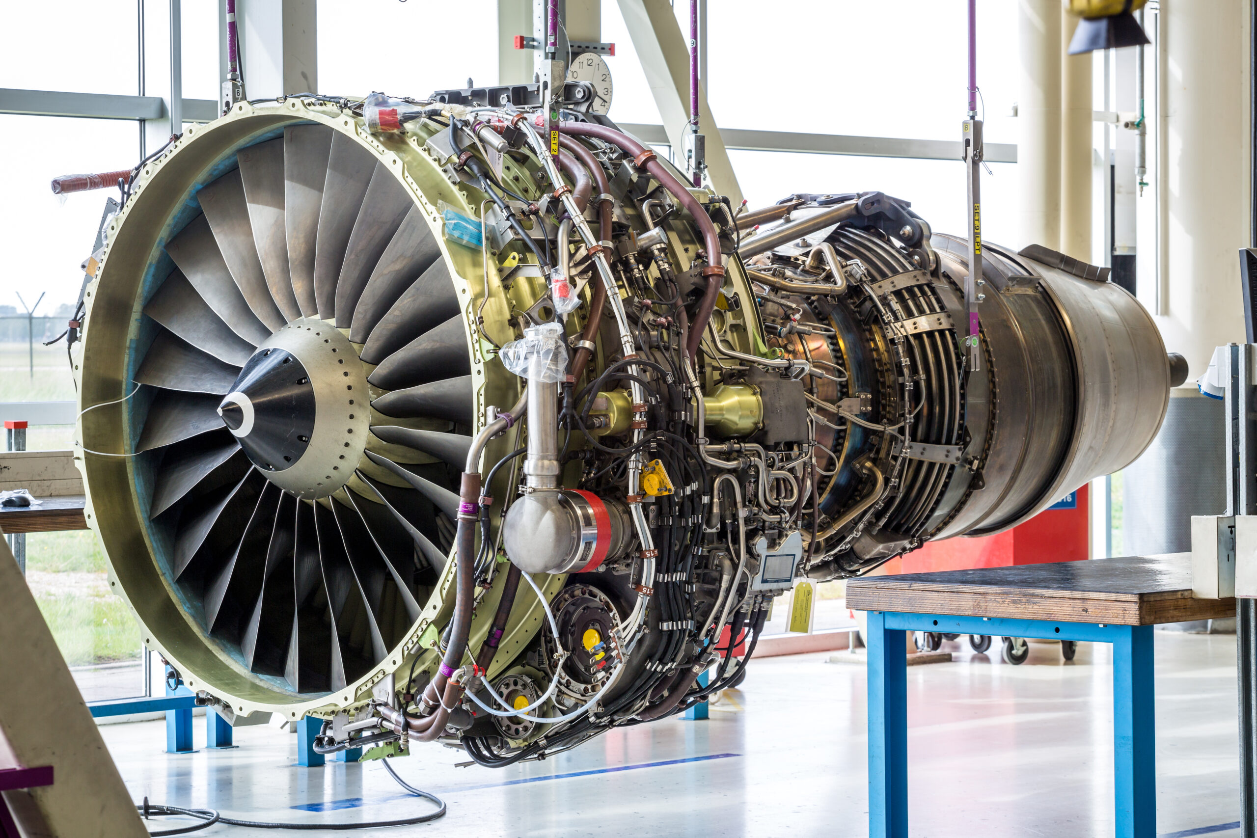 Engine's,Maintenance,In,Huge,Industrial,Hall